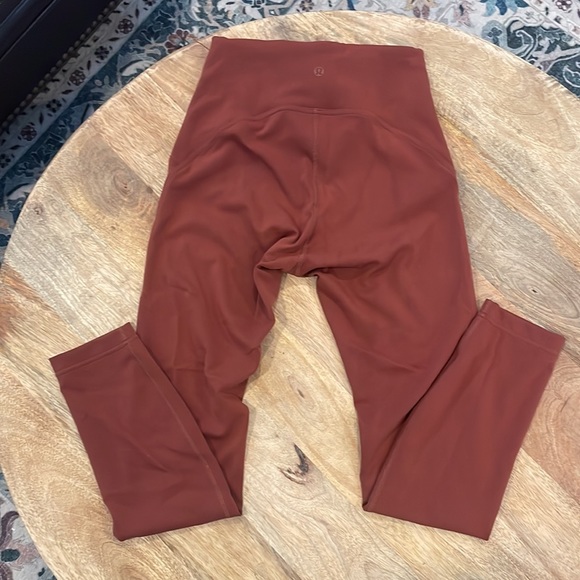 Lululemon instill high rise legging 25” - Picture 2 of 3